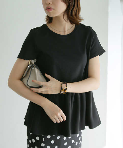 La TOTALITE（ラトータリテ）の「ペプラムプルオーバー5分丈（Tシャツ/カットソー・レディース・ブラック/ホワイト・FREE）」の2枚目の写真