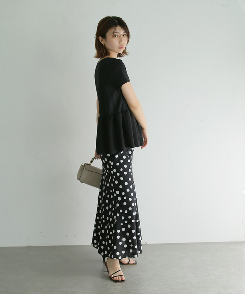 La TOTALITE（ラトータリテ）の「ペプラムプルオーバー5分丈（Tシャツ/カットソー・レディース・ブラック/ホワイト・FREE）」の5枚目の写真