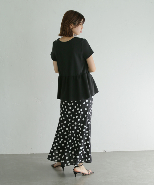 La TOTALITE（ラトータリテ）の「ペプラムプルオーバー5分丈（Tシャツ/カットソー・レディース・ブラック/ホワイト・FREE）」の6枚目の写真