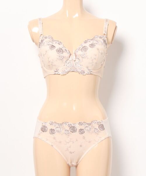 ミー子ワコール　ラヴィエゼ　ブラショーツセットアップ　D90 ベージュ ミー子ワコール ラヴィエゼ ブラショーツセットアップ D90 ベージュ