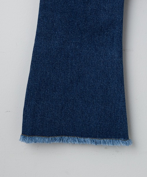 CIAOPANIC TYPY(チャオパニックティピー)の「【KIDS】【TYPY DENIM】甘織り裾フリンジフレアデニム(デニムパンツ・キッズ・ネイビー/サックスブルー・S/M/L/XL/XXL)」の11枚目の写真