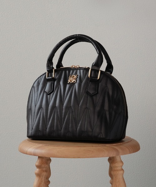 ALTROSE（アルトローズ）の「キルティング 2WAY ショルダーバッグ ボストン ロージア（ボストンバッグ・レディース・ブラック/グレイッシュベージュ/アイボリー/ピンク・FREE）」の16枚目の写真