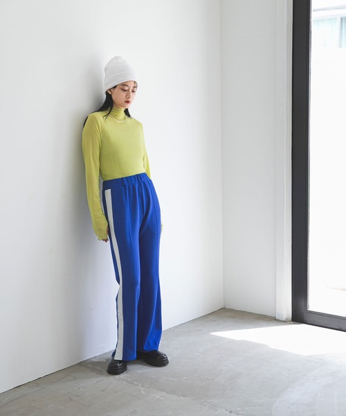 bohmal（ボマール）の「指ぬき配色メローシアータートル（Tシャツ/カットソー・レディース・ライム/ブラック/アイボリー・FREE）」の15枚目の写真