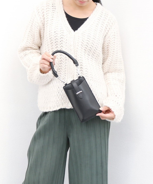 cache cache(カシュ カシュ)の「カシュカシュ cachecache / スマホショルダー付きラウンドショルダーバッグ(ショルダーバッグ・レディース・ホワイト系その他/ブラック/ベージュ系その他・FREE)」の19枚目の写真