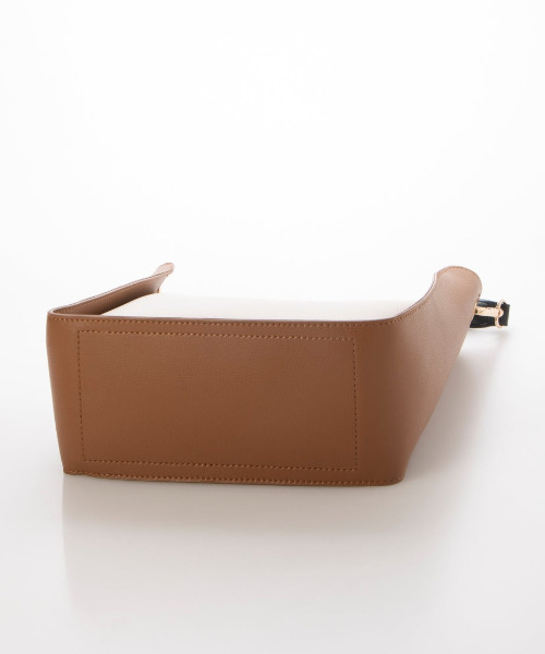 cache cache(カシュ カシュ)の「カシュカシュ cachecache / スマホショルダー付きラウンドショルダーバッグ(ショルダーバッグ・レディース・ホワイト系その他/ブラック/ベージュ系その他・FREE)」の22枚目の写真
