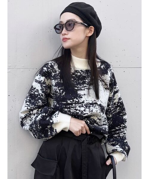 MURUA（ムルーア）の「ジャガードボトルネックニット【WEB限定】（ニット/セーター・レディース・ホワイト/ブラック/ネイビー・FREE）」の20枚目の写真