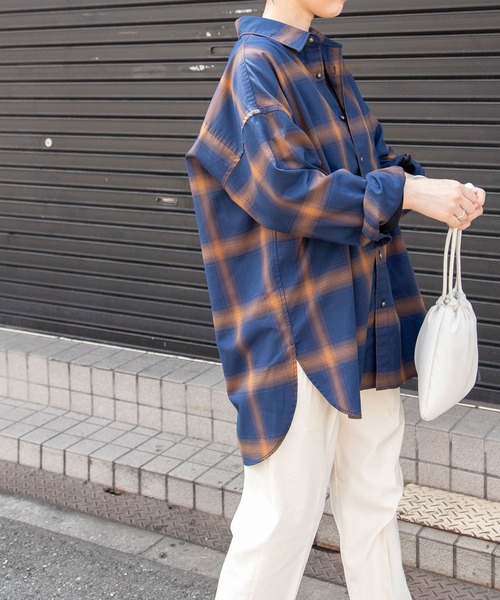 FORK&SPOON（フォークアンドスプーン）の「FORK&SPOON　TRチェックロングシャツ（シャツ/ブラウス・レディース・ネイビー/グレー系その他・1）」の18枚目の写真