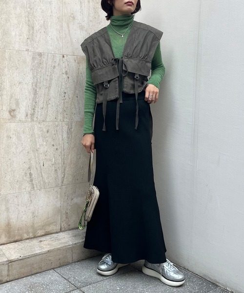 ELLEgirl（エルガール）の「ミリタリ―リメイク風ベスト【ELLEgirl/エル ガール】（ベスト・レディース・ダークカーキ/カーキ・FREE）」の18枚目の写真