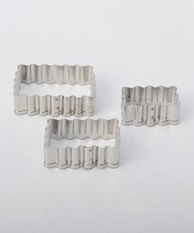 212 KITCHEN STORE（トゥワントゥキッチンストア）の「ステンレス クッキー型 ウェーブ長方形 3PCS（キッチンツール）」