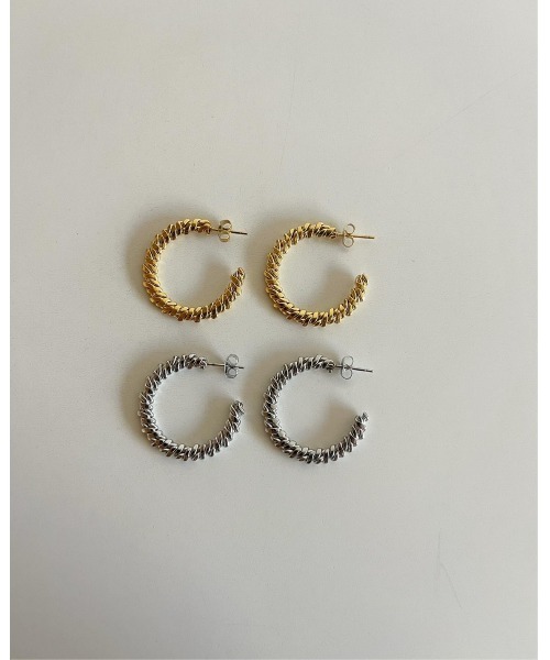 mou(モウ)の「【316L サージカルステンレス】クロスフラットピアス(ピアス(両耳用)・レディース・シルバー/ゴールド・FREE)」の8枚目の写真