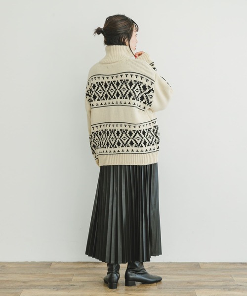 ITEMS URBANRESEARCH(アイテムズ アーバンリサーチ)の「カウチンニットカーディガン(ニット/セーター・レディース・アイボリー/ネイビー・FREE)」の7枚目の写真