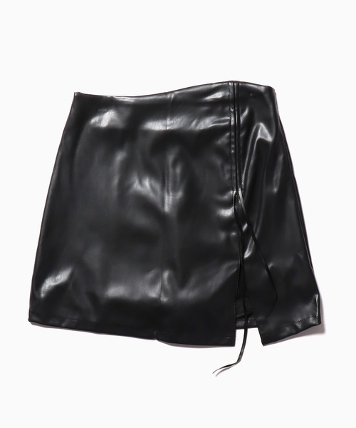 ROOPTOKYO（ループトウキョウ）の「▲FAKE LEATHER RIBBON SLIT MINI SKIRT / フェイクレザーリボンスリットミニスカート（スカート・レディース・ブラック/ブラウン・L/M/S）」の2枚目の写真
