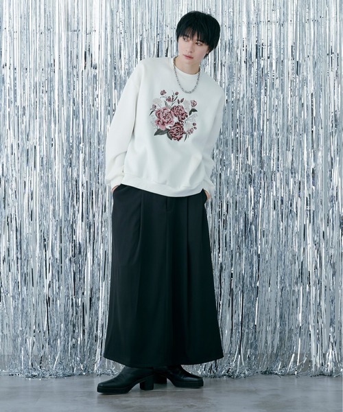 Ellno Loset（エルノロゼット）の「フラワー刺繍スウェット（スウェット・メンズ・ブラック/オフホワイト・MEDIUM/SMALL/LARGE）」の3枚目の写真