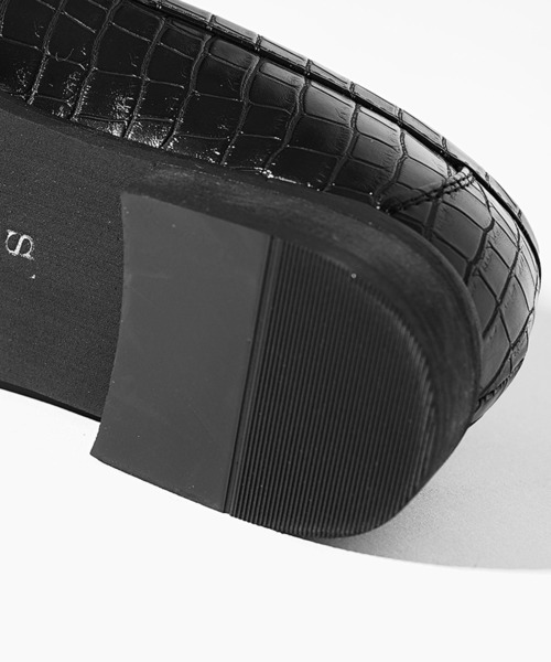 SOMEDIFF(サムディフ)の「【SOMEDIFF】クロコローファー メンズ PUレザー フェイクレザー シューズ(ローファー・メンズ・グレー/ブラック/ホワイト/ブラック系・S/M/L)」の10枚目の写真