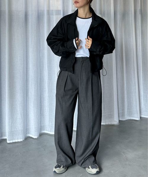 feepur(フェピュール)の「ダブルタックストレートワイドスラックス(スラックス・レディース・ブラック/グレー/ネイビー/アイボリー・MEDIUM/SMALL)」の18枚目の写真