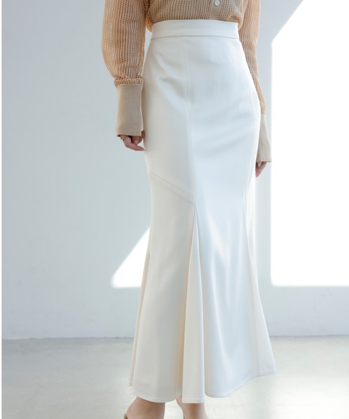 anuans（アニュアンス）の「マキシムサテンスカート（スカート・レディース・アイボリー/ブラック/ライトイエロー/ベージュ・SMALL/MEDIUM/X-SMALL）」の12枚目の写真