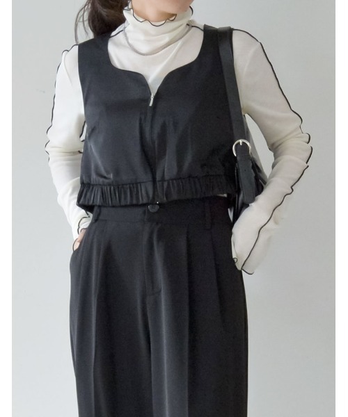 Re:EDIT（リエディ）の「[2024SS COLLECTION]サテンハートネックフロントジップビスチェ（キャミソール・レディース・モカ/グレー/ブラック/ホワイト・MEDIUM/LARGE）」の8枚目の写真