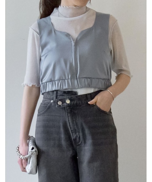 Re:EDIT（リエディ）の「[2024SS COLLECTION]サテンハートネックフロントジップビスチェ（キャミソール・レディース・モカ/グレー/ブラック/ホワイト・MEDIUM/LARGE）」の15枚目の写真