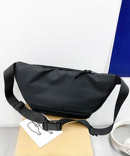 TONE SELECT GOODS(トーンセレクトグッズ)の「LESRIRE/ウエストポーチ(ボディバッグ/ウエストポーチ・レディース・ブラック/グレー・FREE)」の7枚目の写真