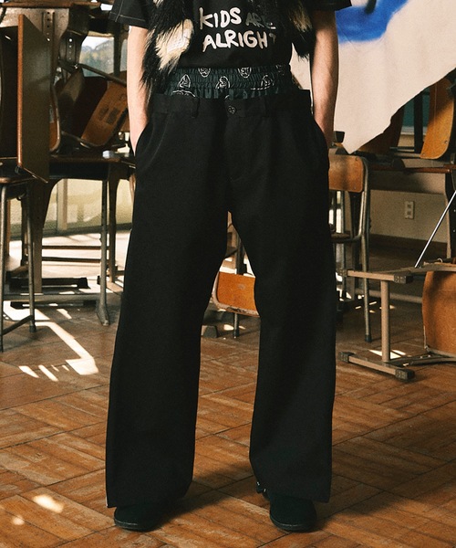 amok(アモク)の「LOGO LINING DOCKING PANTS(チノパンツ・メンズ・ブラック/カーキ・S/M/L)」の2枚目の写真