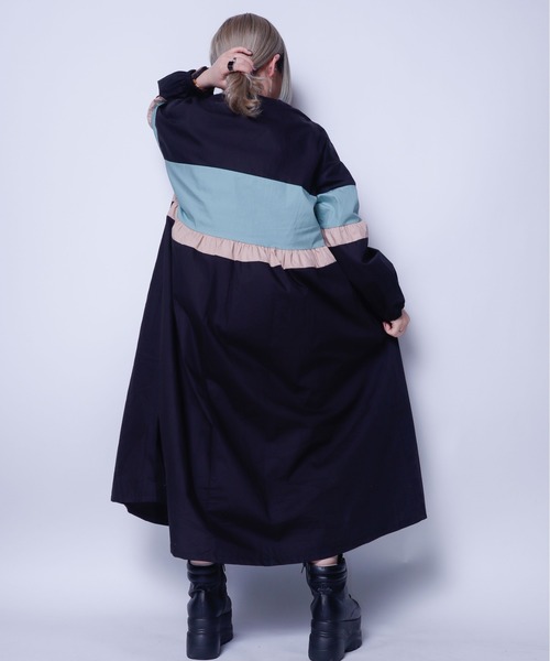 rovtski(ロフトスキー)の「配色ノーカラーシャツワンピース(シャツワンピース・レディース・ブラック・FREE)」の5枚目の写真