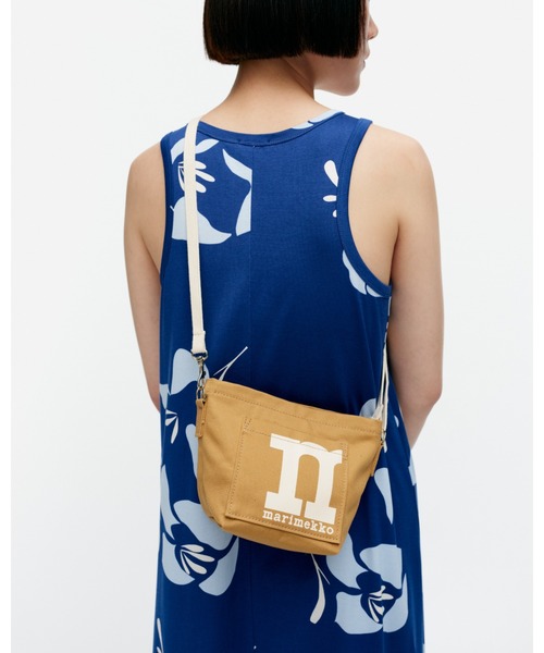 marimekko（マリメッコ）の「Solid / Mono Mini Crossbody（ショルダーバッグ・レディース・ベージュ・FREE）」の4枚目の写真