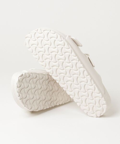 BIRKENSTOCK(ビルケンシュトック)の「Arizona EVA 【ナロー幅】 UNISEX(サンダル・レディース・オフホワイト・40/38/35/39/41/37/36)」の4枚目の写真