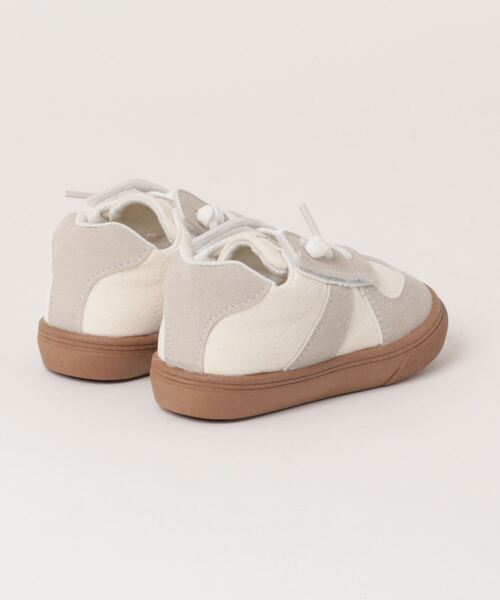 Bambin（ボンバン）の「【 Bambin / ボンバン 】 コントラストカラー クラシック スニーカー（スニーカー・キッズ・アイボリー/ブラウン・15 /16/17）」の3枚目の写真