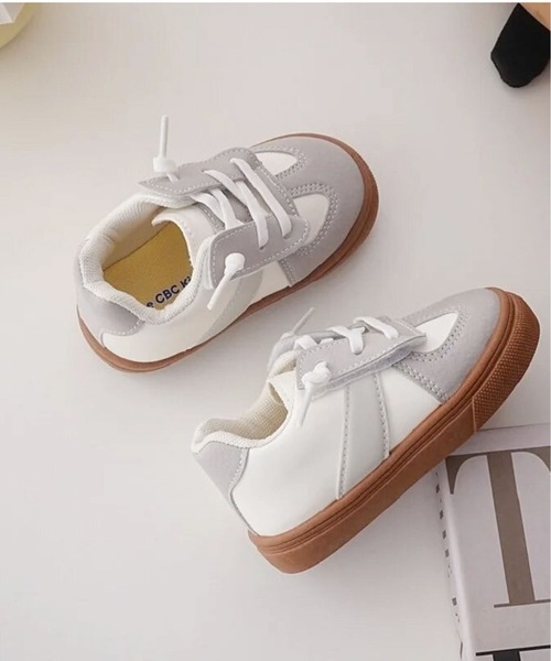 Bambin（ボンバン）の「【 Bambin / ボンバン 】 コントラストカラー クラシック スニーカー（スニーカー・キッズ・アイボリー/ブラウン・15 /16/17）」の11枚目の写真