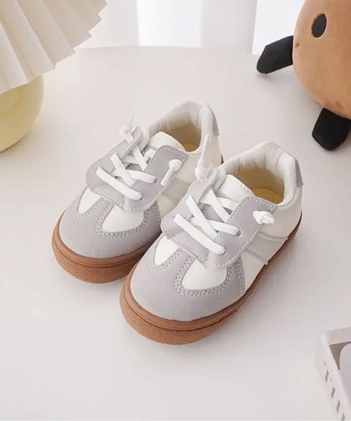 Bambin（ボンバン）の「【 Bambin / ボンバン 】 コントラストカラー クラシック スニーカー（スニーカー・キッズ・アイボリー/ブラウン・15 /16/17）」の10枚目の写真