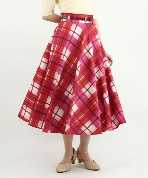 an another angelus（アンアナザーアンジェラス）の「カラーペイントチェック柄フレアースカート/ananotherangelus（スカート・レディース・レッド/ブルー・FREE）」の5枚目の写真