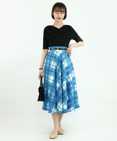 an another angelus（アンアナザーアンジェラス）の「カラーペイントチェック柄フレアースカート/ananotherangelus（スカート・レディース・レッド/ブルー・FREE）」の17枚目の写真