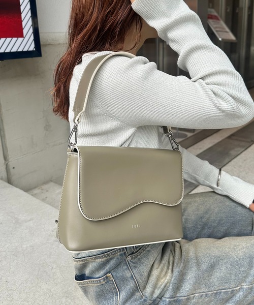 mystic（ミスティック）の「loti ビーンズフラップショルダーバッグ（ショルダーバッグ・レディース・ブラック/カーキ/アイボリー・ONE SIZE）」の18枚目の写真