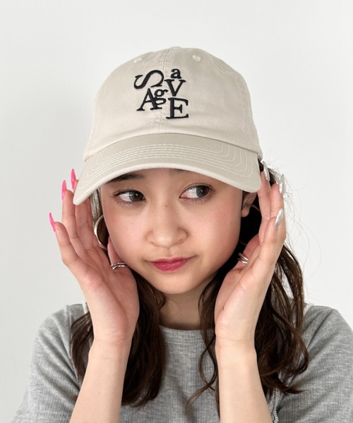 45R 薄ギャバのキャップショルダースウィングトップ CLEA（クレア）の「savage ロゴ刺繍 カラーキャップ（キャップ）」 - WEAR