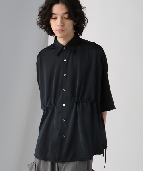 HARE（ハレ）の「ドロストデザインサテンシャツ(HARE)（シャツ/ブラウス・メンズ・ブルー/グレー/ブラック・FREE）」の2枚目の写真