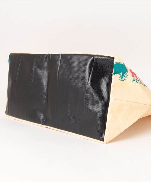 B.C STOCK（ベーセーストック）の「thailandmade wasted recycle tote l（ショルダーバッグ・メンズ・ネイビー/ブルー系その他・LARGE）」の3枚目の写真
