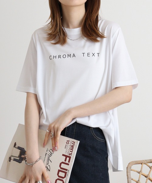 EGLANTINE（エグランティーヌ）の「EGLANTINE シンプルロゴＴシャツ（Tシャツ/カットソー・レディース・サーモンピンク/ライム/グリーン/オフホワイト/ブラック/ロイヤルブルー・40）」の2枚目の写真