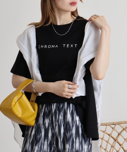 EGLANTINE（エグランティーヌ）の「EGLANTINE シンプルロゴＴシャツ（Tシャツ/カットソー・レディース・サーモンピンク/ライム/グリーン/オフホワイト/ブラック/ロイヤルブルー・40）」の13枚目の写真