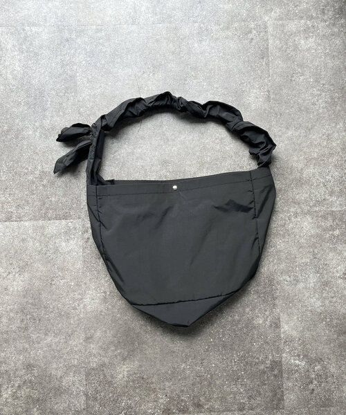 CPCM(シーピーシーエム)の「ナイロンリボンギャザーショルダー(ショルダーバッグ・レディース・ブラウン/アイボリー/ブラック/カーキ・FREE)」の8枚目の写真