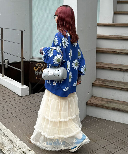 HELLO.SANFRANCISCO（ハローサンフランシスコ）の「【HELLO.SANFRANCISCO/ハローサンフランシスコ】マーガレットプリントオーバースウェット（パーカー・レディース・グレー/ピンク/ブルー/レッド・ONE SIZE）」の20枚目の写真