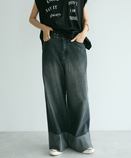 CRAFT STANDARD BOUTIQUE(クラフトスタンダードブティック)の「デニムロールUPワイドストレートパンツ(デニムパンツ・レディース・インディゴブルー/ナチュラル/ブラック・L/M)」の2枚目の写真