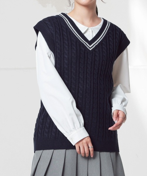 Honeys（ハニーズ）の「ライン入りベスト（ベスト・レディース・ネイビー/ベージュ/アイボリー/杢グレー・S/M/L）」の4枚目の写真