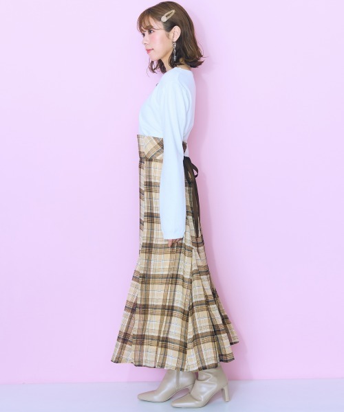 marun（マルン）の「＜大きいサイズ＞ ラメチェックスカート marun（スカート・レディース・レッド系/ブラウン系・5L/4L/3L/LL/L）」の16枚目の写真