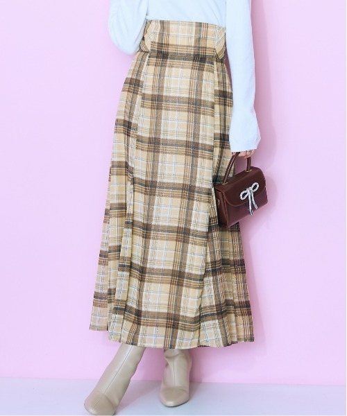 marun（マルン）の「＜大きいサイズ＞ ラメチェックスカート marun（スカート・レディース・レッド系/ブラウン系・5L/4L/3L/LL/L）」の10枚目の写真