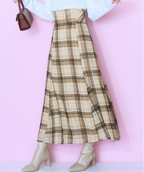 marun（マルン）の「＜大きいサイズ＞ ラメチェックスカート marun（スカート・レディース・レッド系/ブラウン系・5L/4L/3L/LL/L）」の11枚目の写真
