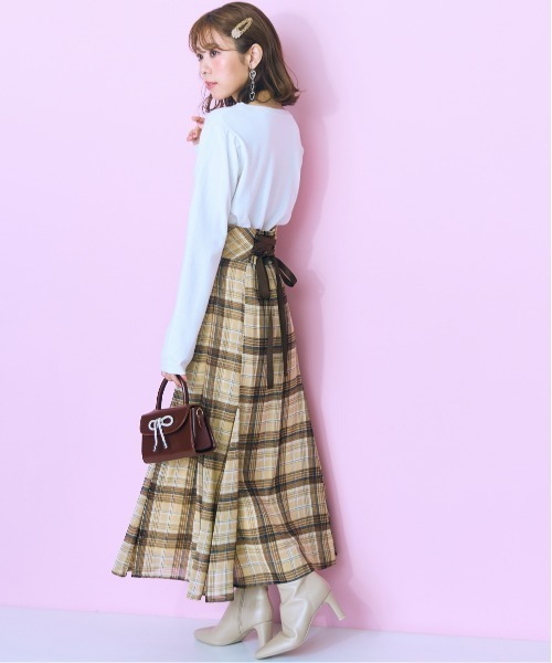 marun（マルン）の「＜大きいサイズ＞ ラメチェックスカート marun（スカート・レディース・レッド系/ブラウン系・5L/4L/3L/LL/L）」の20枚目の写真