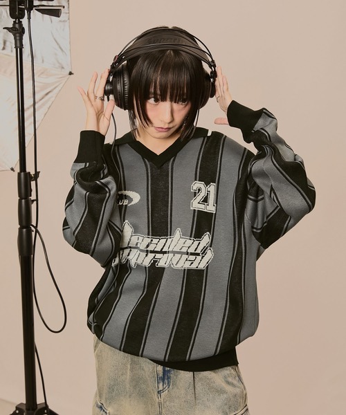 Snap club(スナップクラブ)の「【Snap club】ゲームシャツニット(ニット/セーター・レディース・ブラック/グレー系/アイボリー系・M/L)」の4枚目の写真