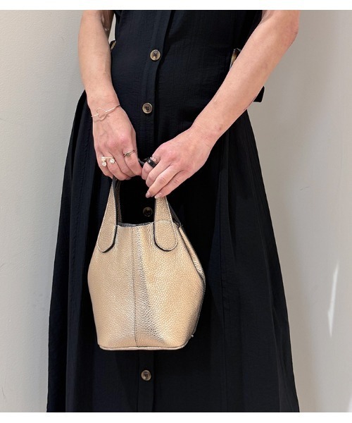 RIPANI（リパーニ）の「★【RIPANI/リパーニ】ANNAメタリックレザートートバッグ(小)（トートバッグ・レディース・ゴールド/シルバー/ブロンズ・FREE）」の9枚目の写真