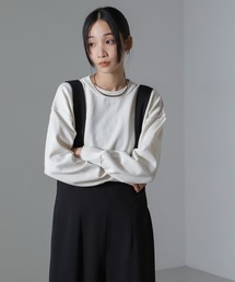 二重臼クルーネックプルオーバーニット