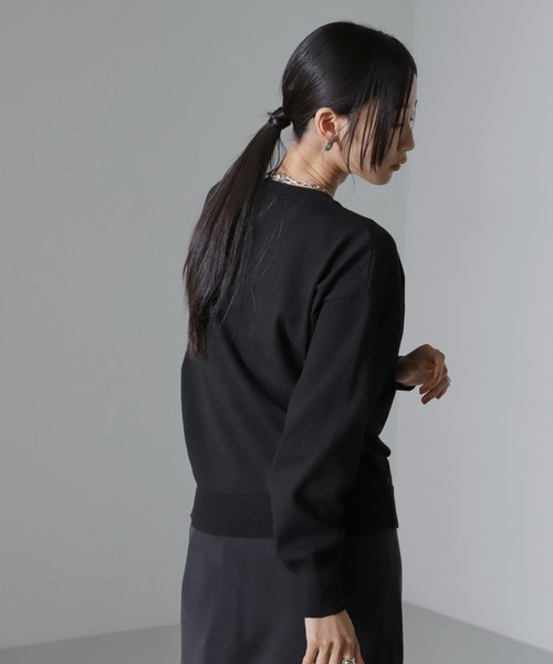 NANO universe（ナノユニバース）の「二重臼クルーネックプルオーバーニット（ニット/セーター・レディース・ブルー/ブラック/ホワイト・FREE）」の21枚目の写真